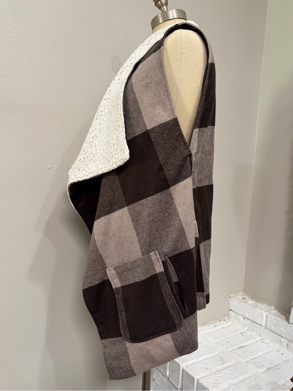 Paper Crane Brown & Cream Plaid Sherpa Vest - Picture 3 of 4